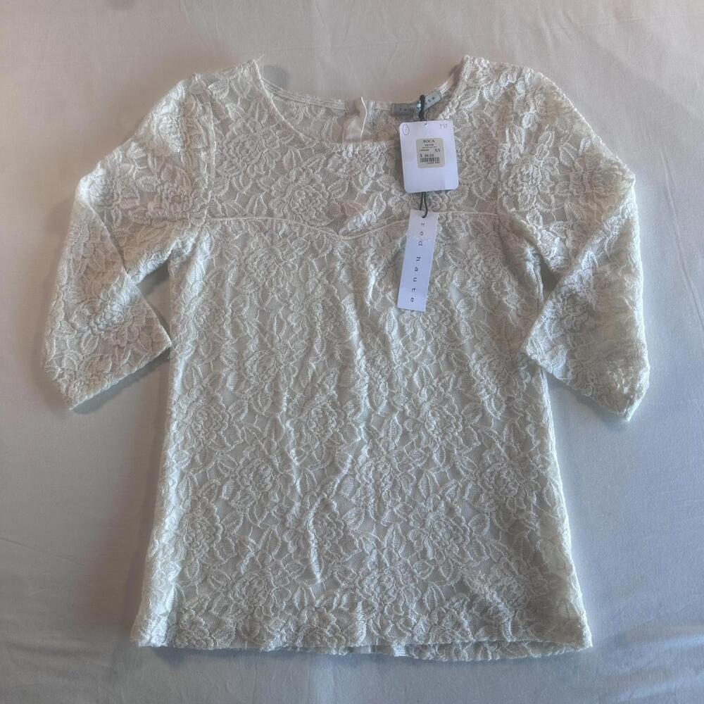 SOCA Red Haute Women's Cream Quarter Sleeve Lace Blouse Size XS NWT